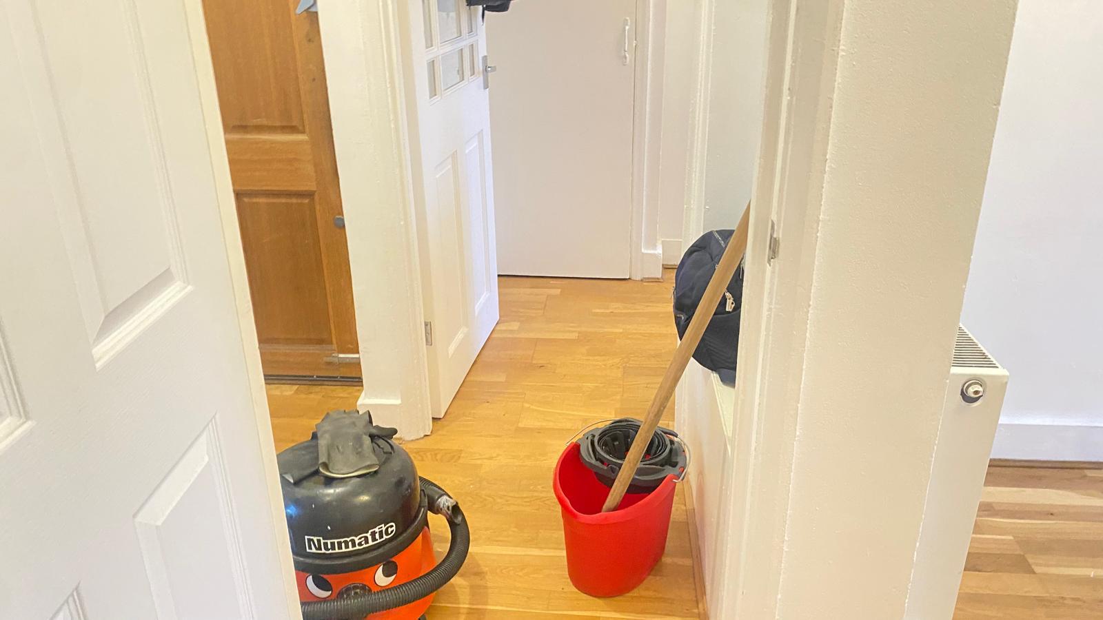 Specialized cleaning treatments London - Professional restoration